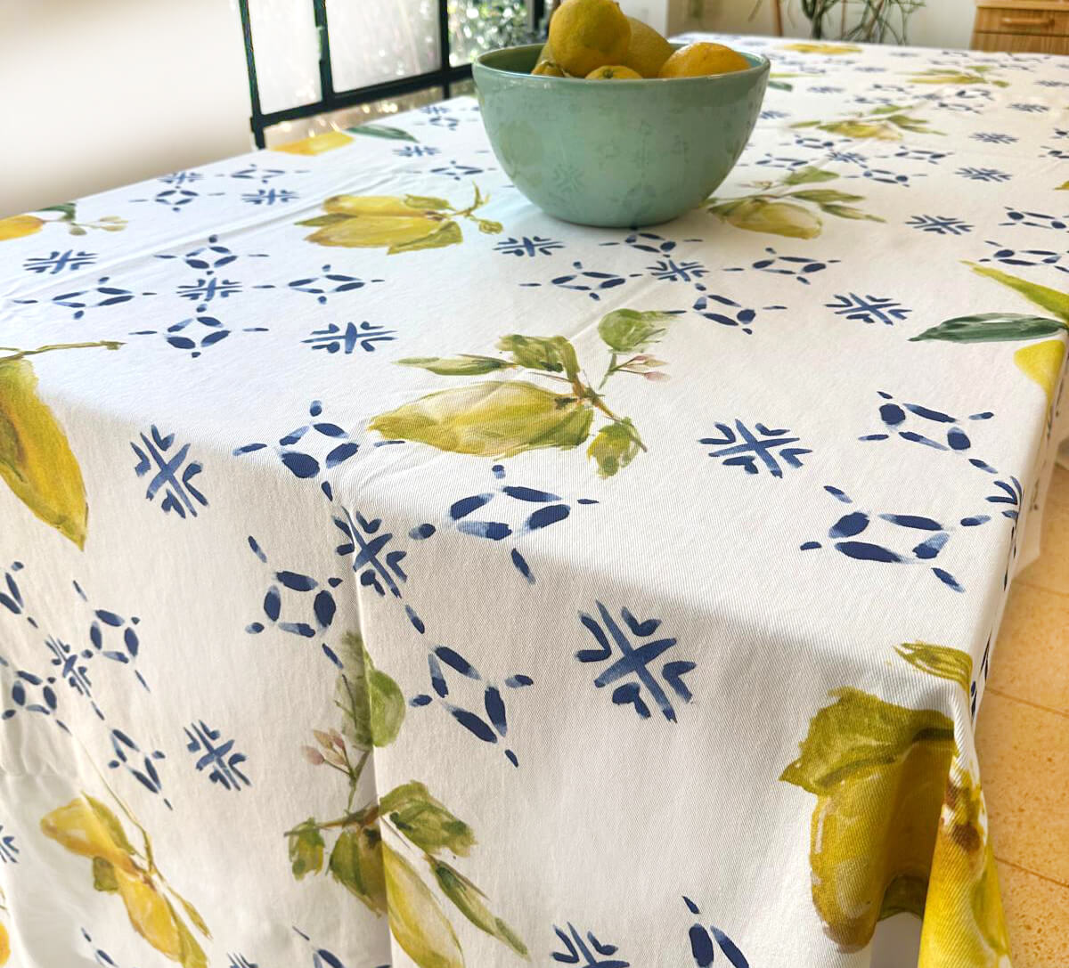 Lemon Lime table cloth