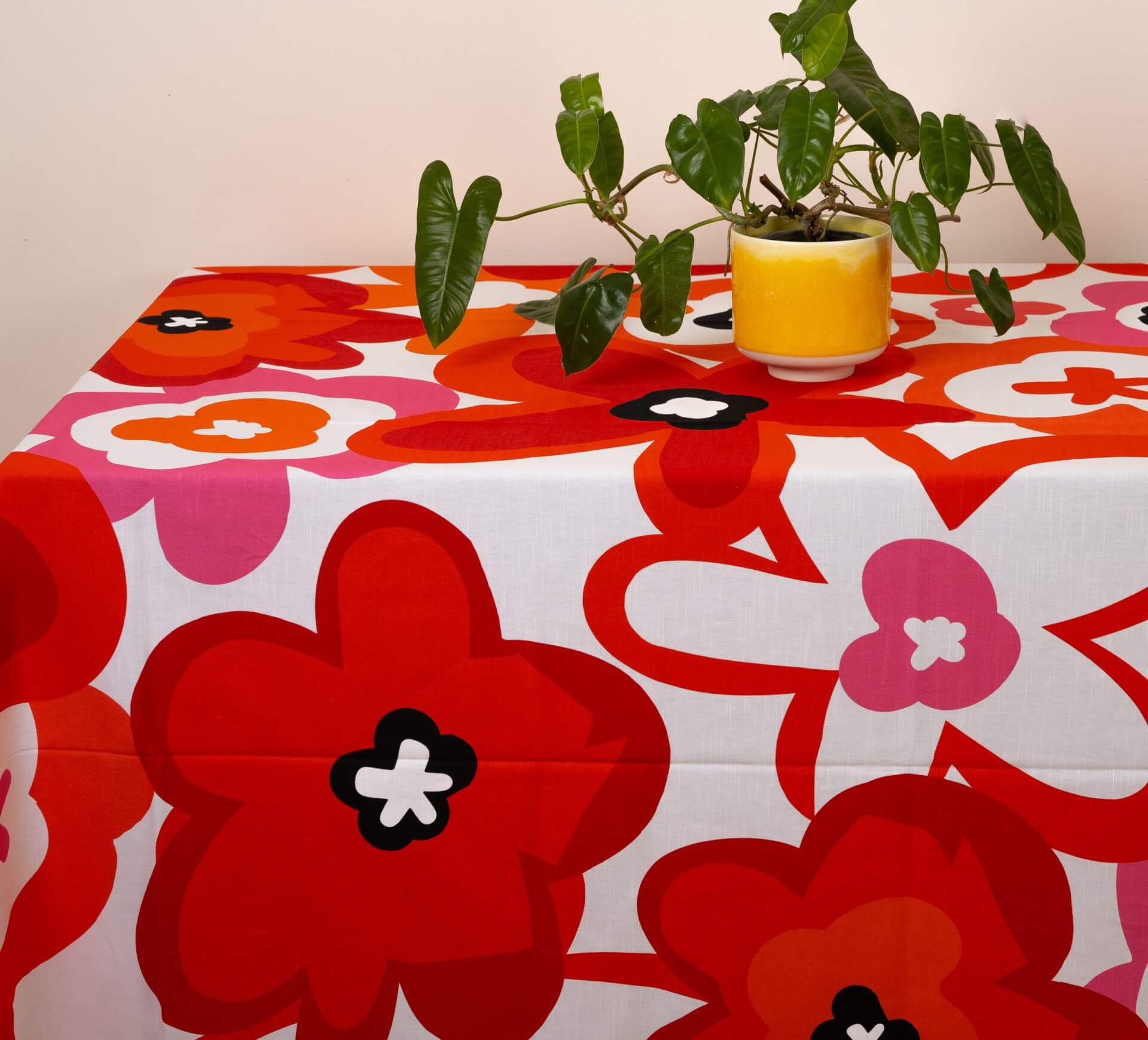 Red Bloom table cloth