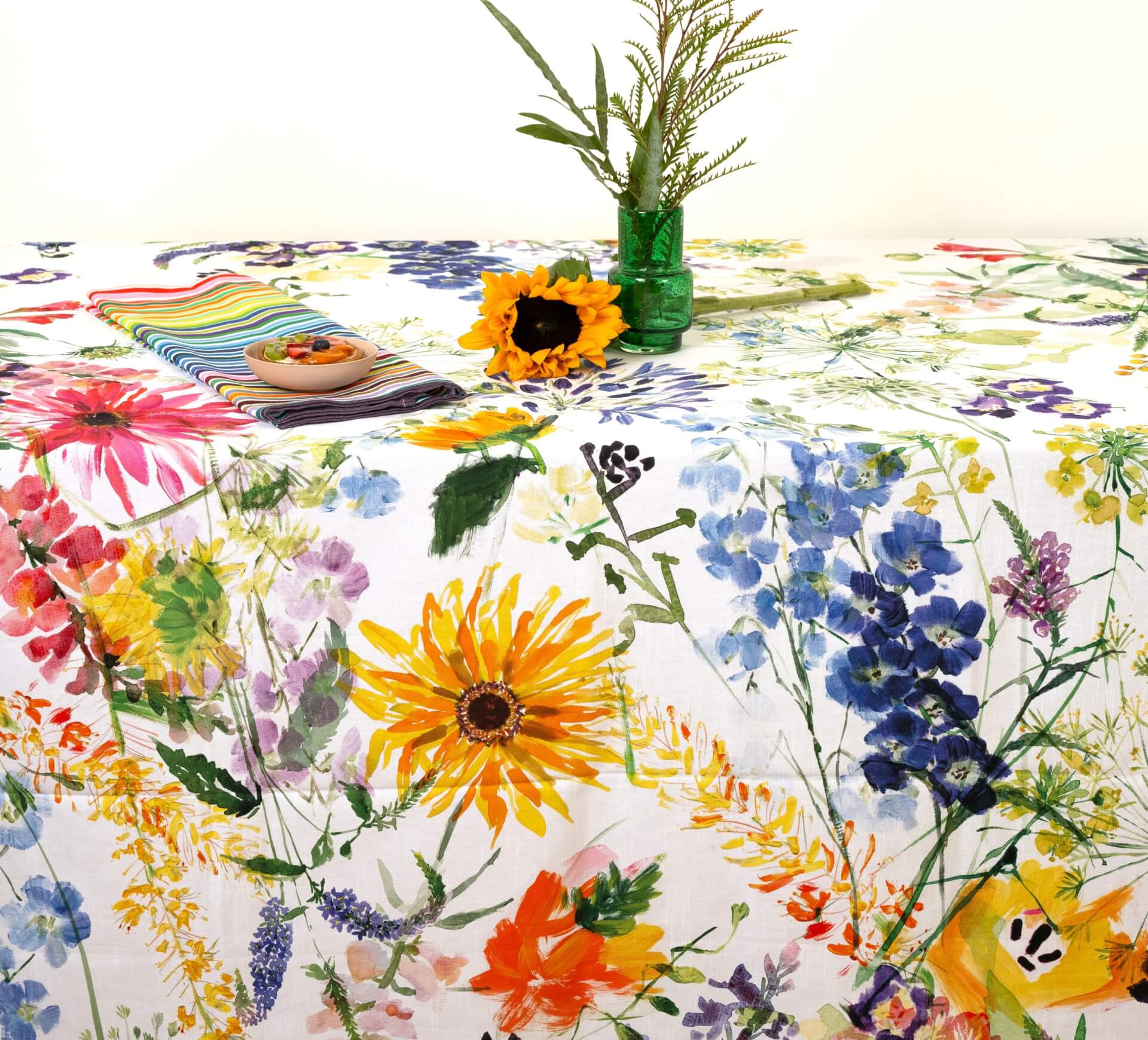 Wild Meadow table cloth